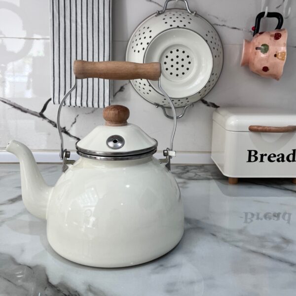 خرید کتری لعابی کیفیت عالی وارداتی حجم ۲/۵ لیتر